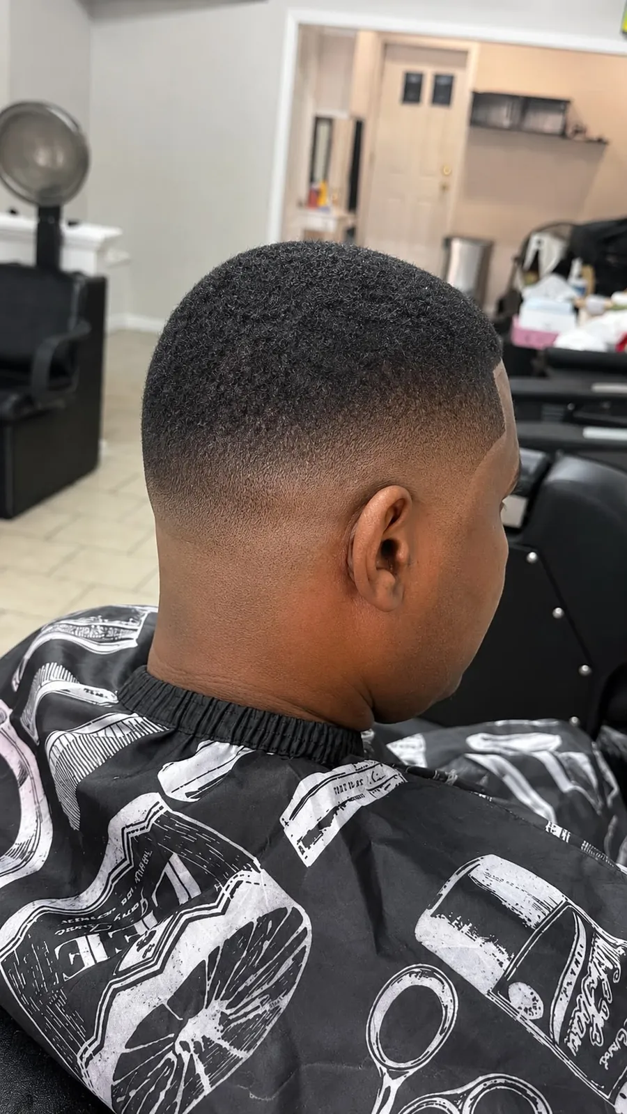 Fresh haircut at Bellefleur, photo 31